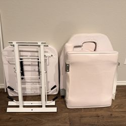  ✨ Massage / Esthetician / Lash Bed. Great Condition! ✨