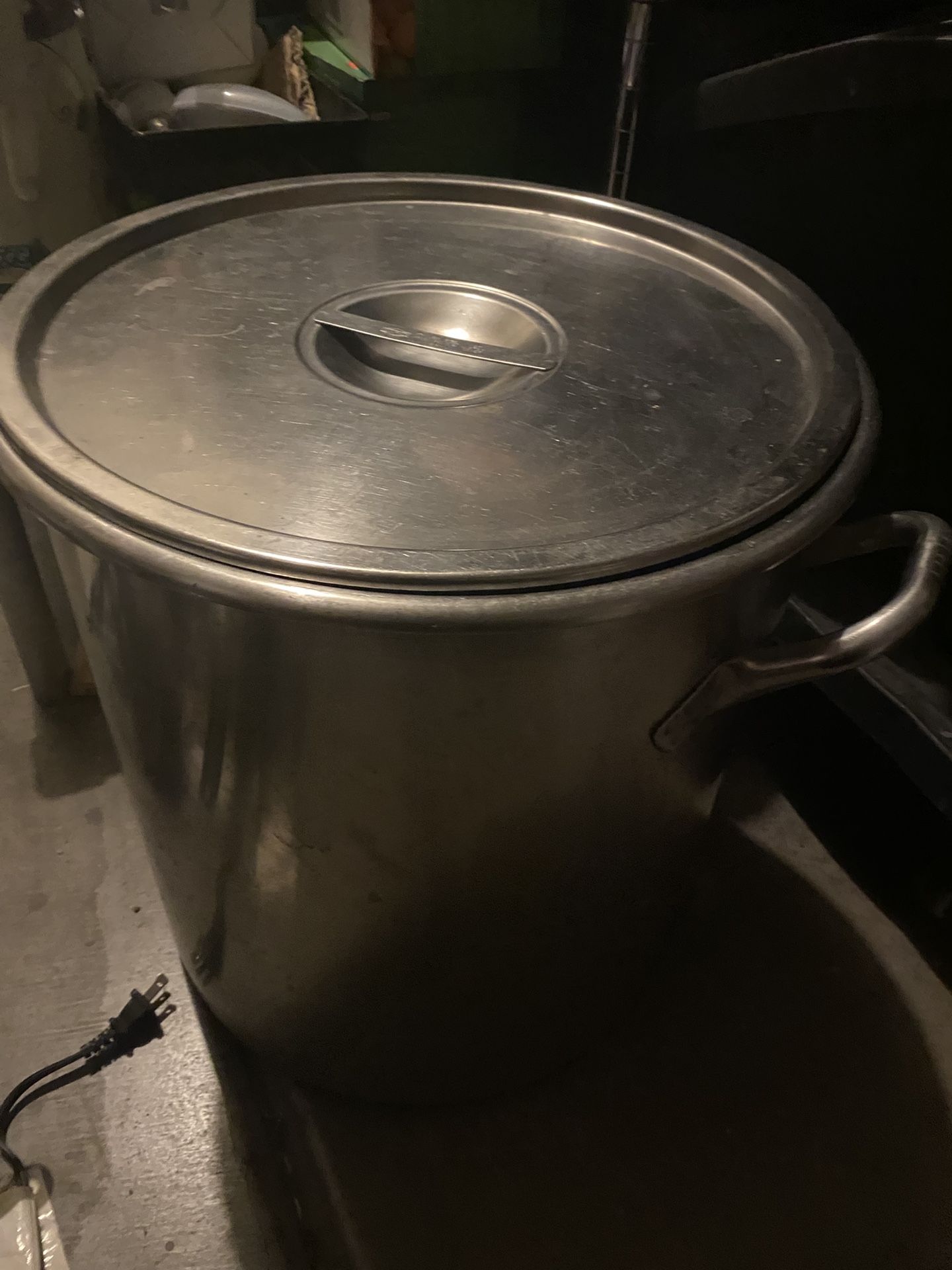 3 Extra Large Soup Restaurants Use