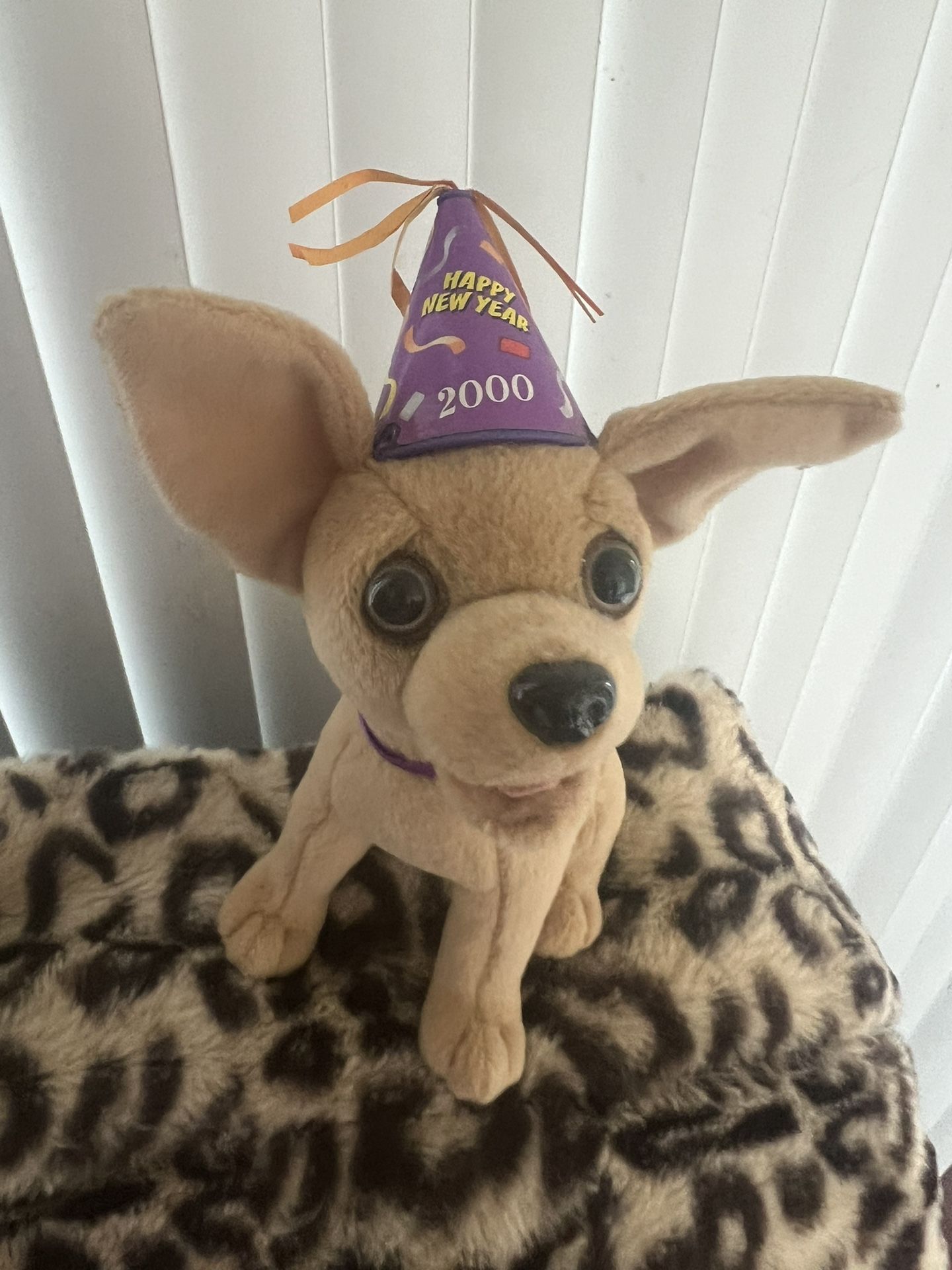 Collectible Taco Bell Dog Toy