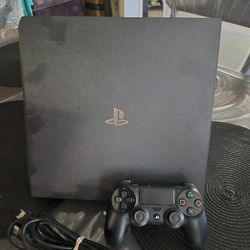 PlayStation 4 Pro TD 1