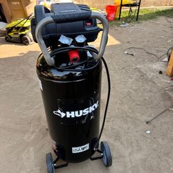 Husky
20 Gal. 200 PSI Oil Free Portable Vertical Electric Air Compressor