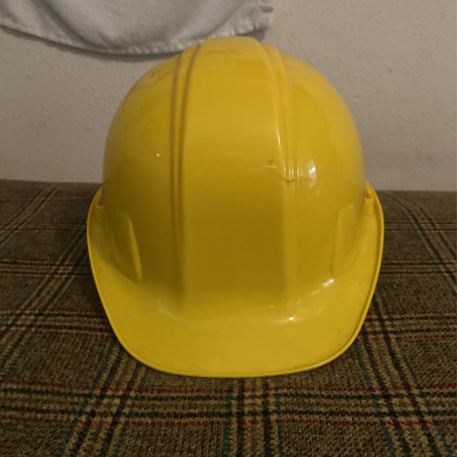 Yellow Hard hat