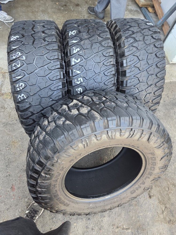 4 used tires Lt35x12.50r18 wildtiger doublestar $250.00 all 4