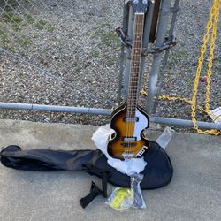 Electric Bass Guitar 🎸  New 