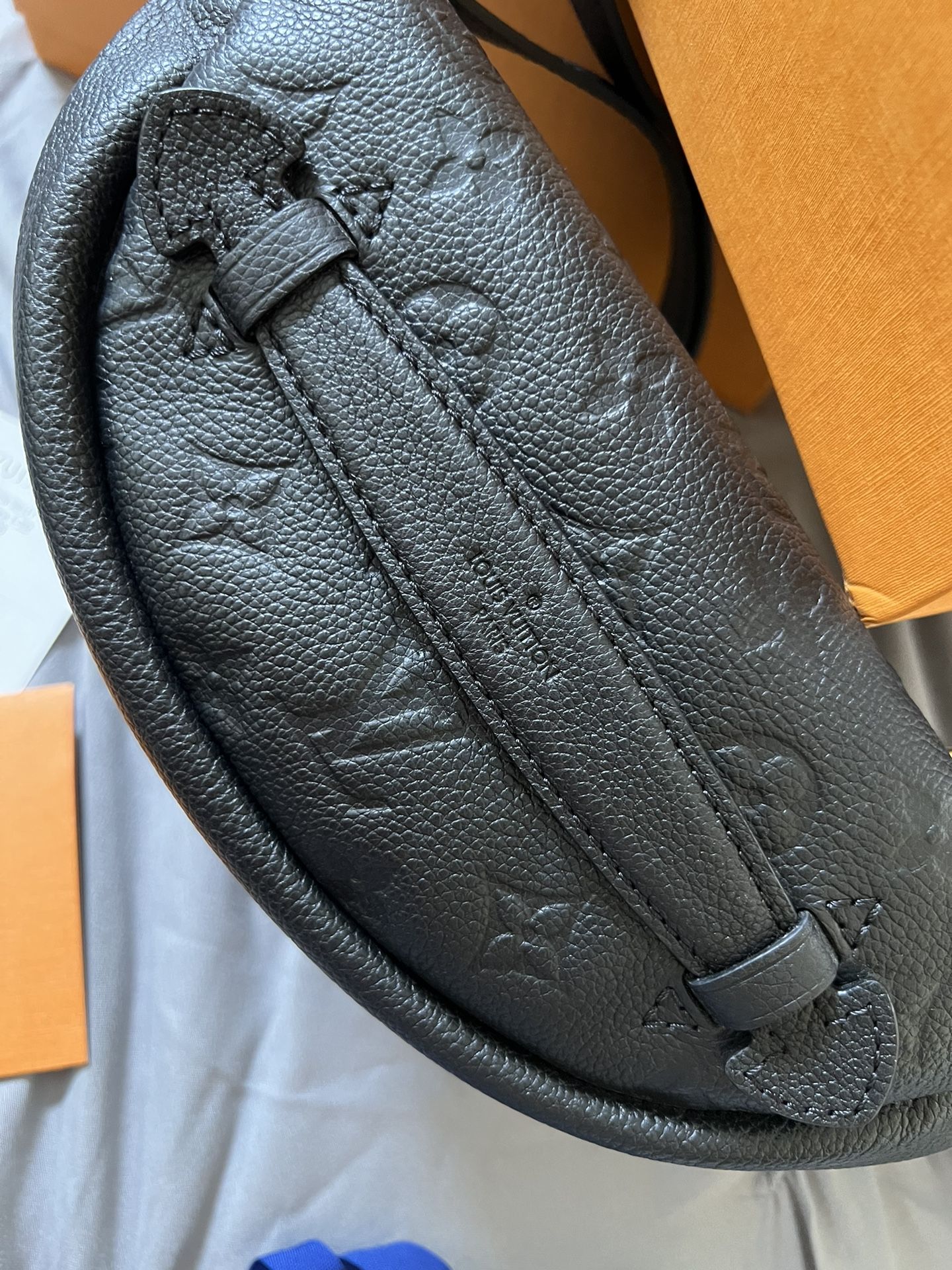 Louis Vuitton Shirley Bag for Sale in Chula Vista, CA - OfferUp