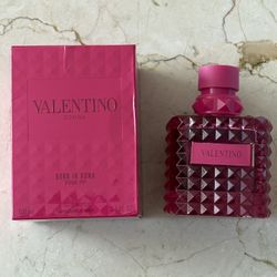 Valentino Born In Roma Pink PP