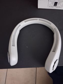 Neck portable fan