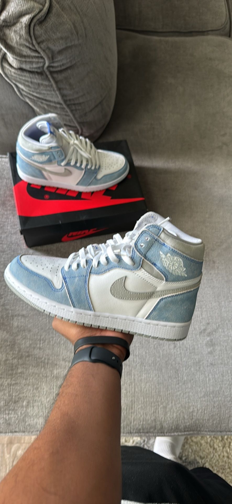 Hyper Royals- Mens 8.5