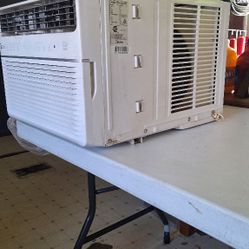 Window a.c. 12000 Btu  Ac De Ventana 12000 Btu