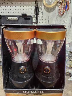 Duracell LED Lanterns 1000 Lumens W/USB Connestion 2 Pack