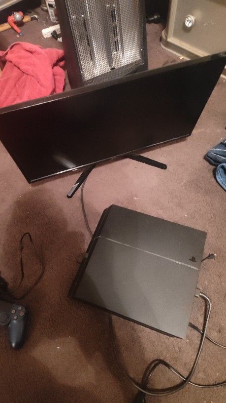 PS4 With Controller Monitor And GTA