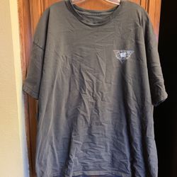 Men’s vans T-shirt, two XL brown, and color
