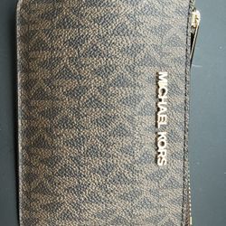 MK JET SETTER TRAVEL CARD HOLDER