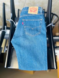 NEW Levi’s 32x30