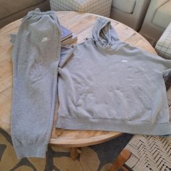 Nike Sweats Pants And Hoodie set size L 