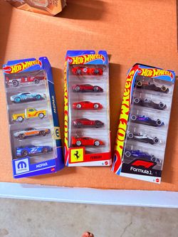 Hot wheels 5pack trio $10 each must pick up