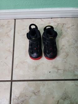 Toddler Jordan Shoes Size 5c