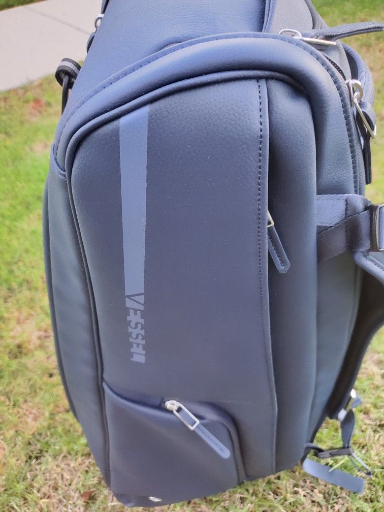 Vessel TENNIS bag $180 firm