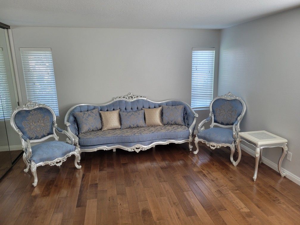 New Vintage-style Sofa + Chairs + Tables
