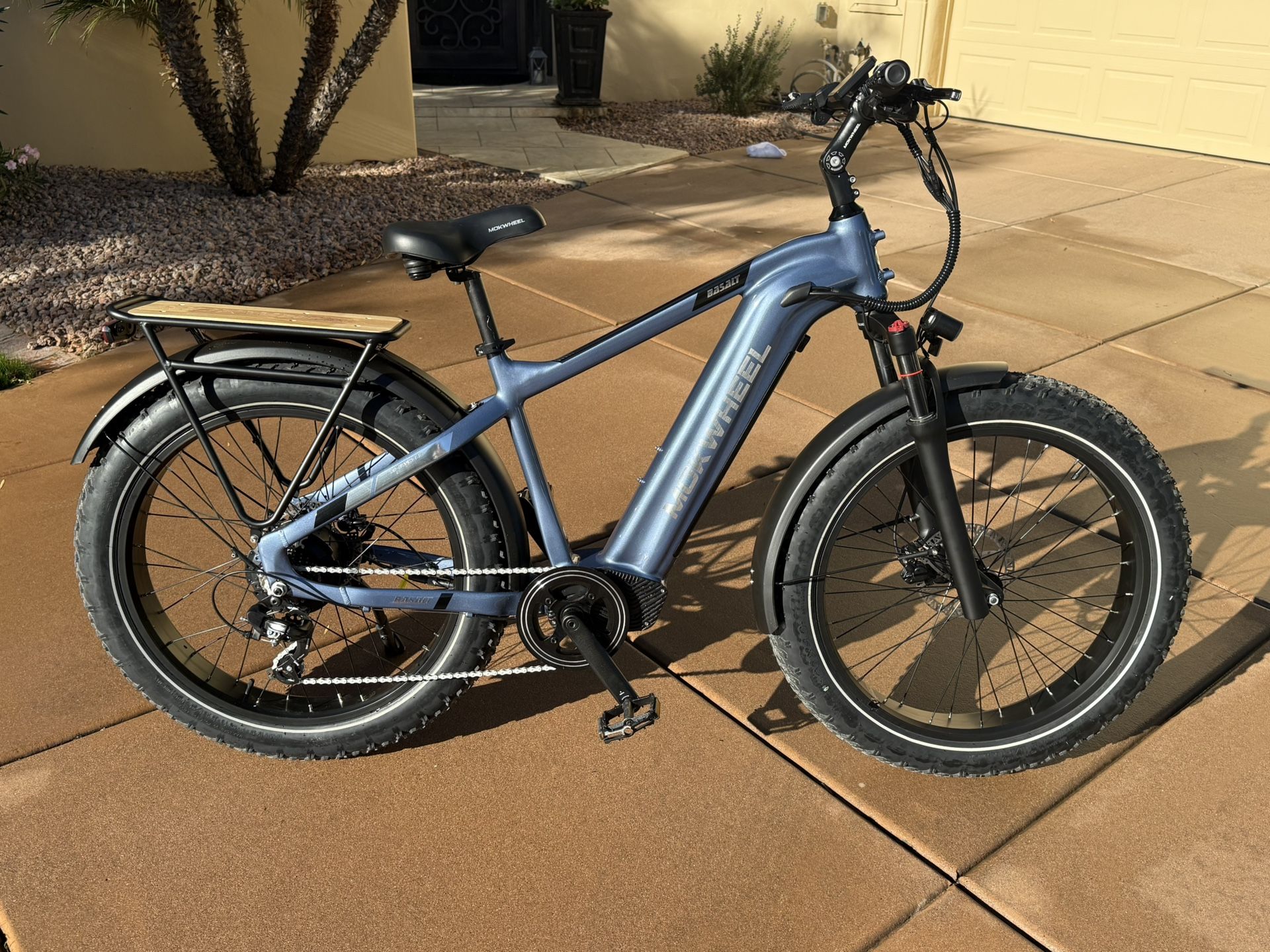 Brand New Mokwheel Basalt E-bike 