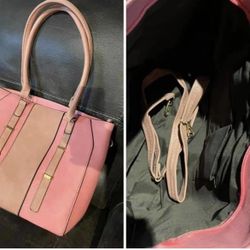 Lots of purses for sale.make a reasonable offer 