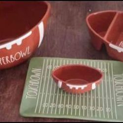 New Rae Dunn 3piece Superbowl/Football 🏈 Platter And Bowls 