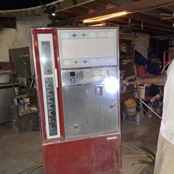 1960s Coke Vending Machine 