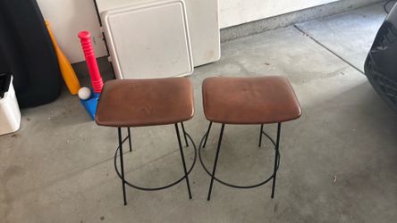2 Kitchen Stools - Great Shape