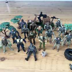 Animals Military Soldiers And Lego Figures 