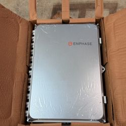 Enphase IQ Combiner 4