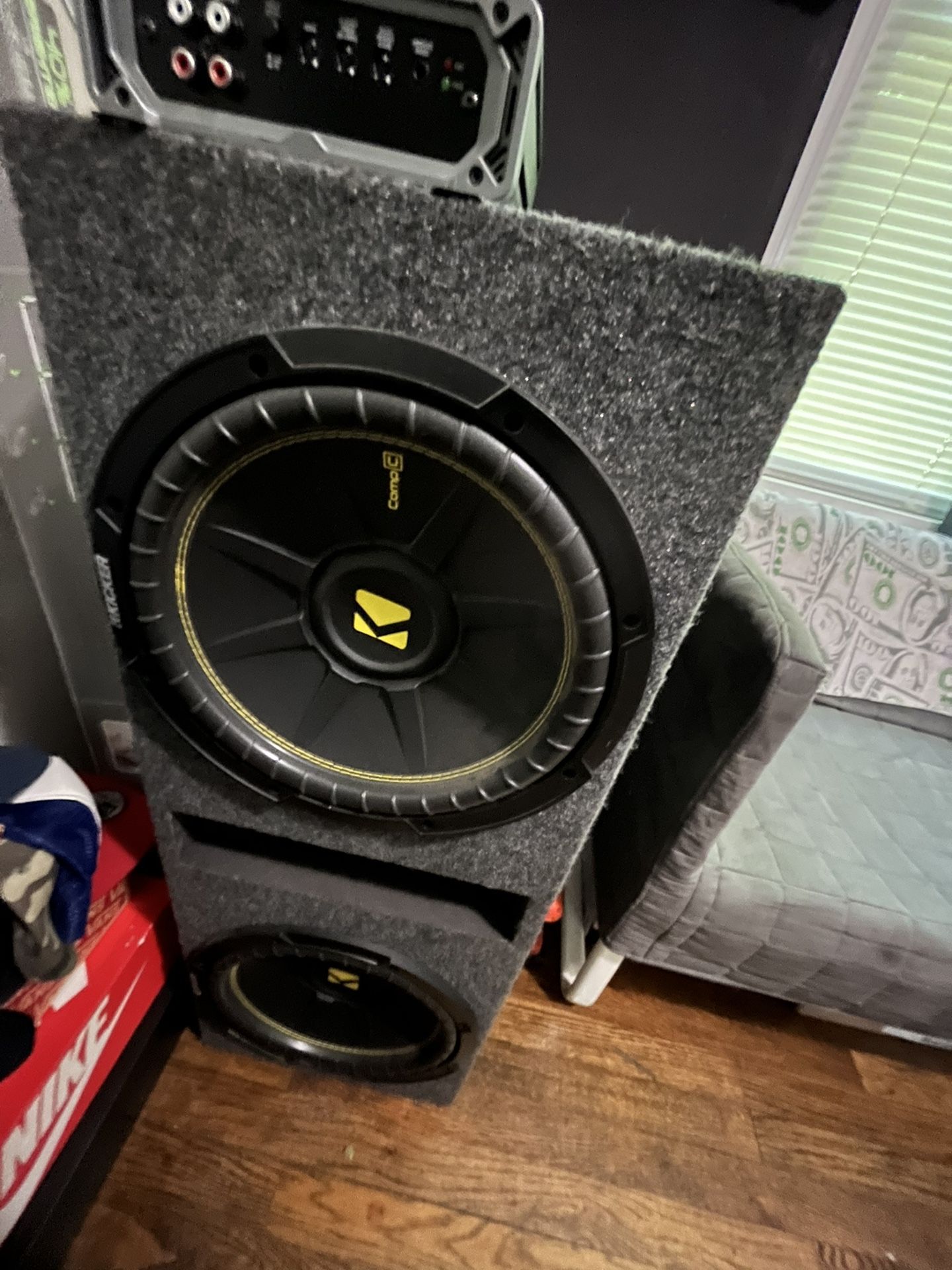 Kicker 12s comp . & Amp Kicker (kicker)
