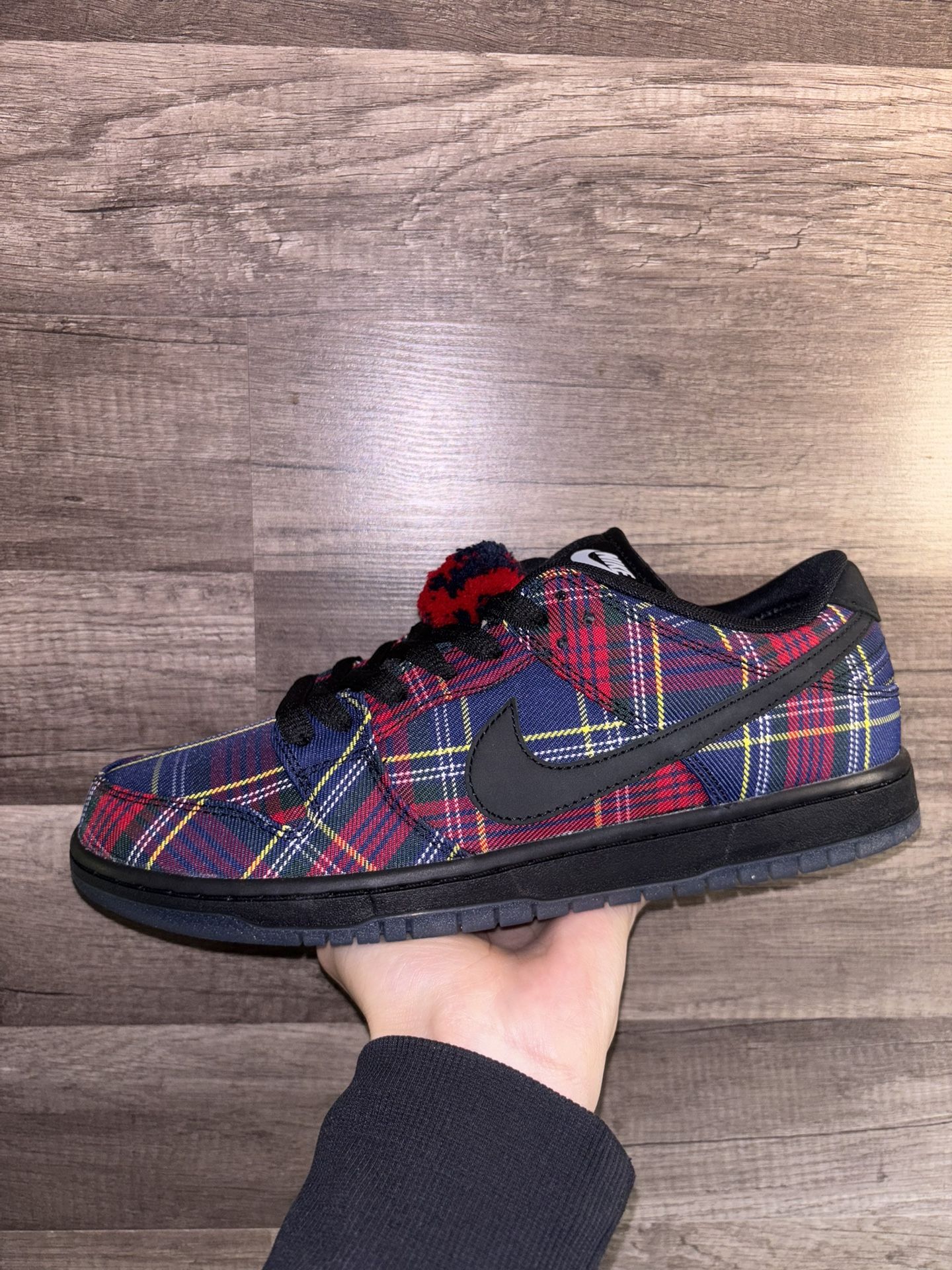 Nike SB Dunk Low “Nardwuar”