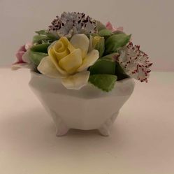 Royal Doulton Porcelain Bone China Flower Pot Arrangement Roses