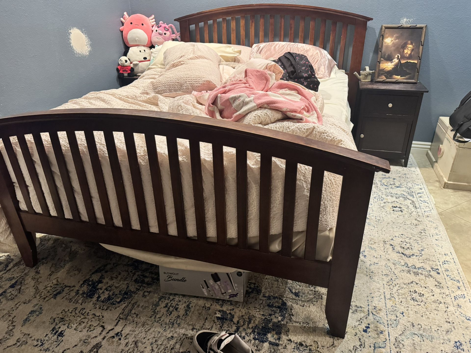 Queen Bed Frame And Dresser