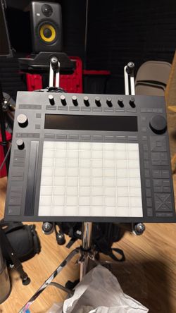 🎛️ Ableton Push 3 Controller (Like New)