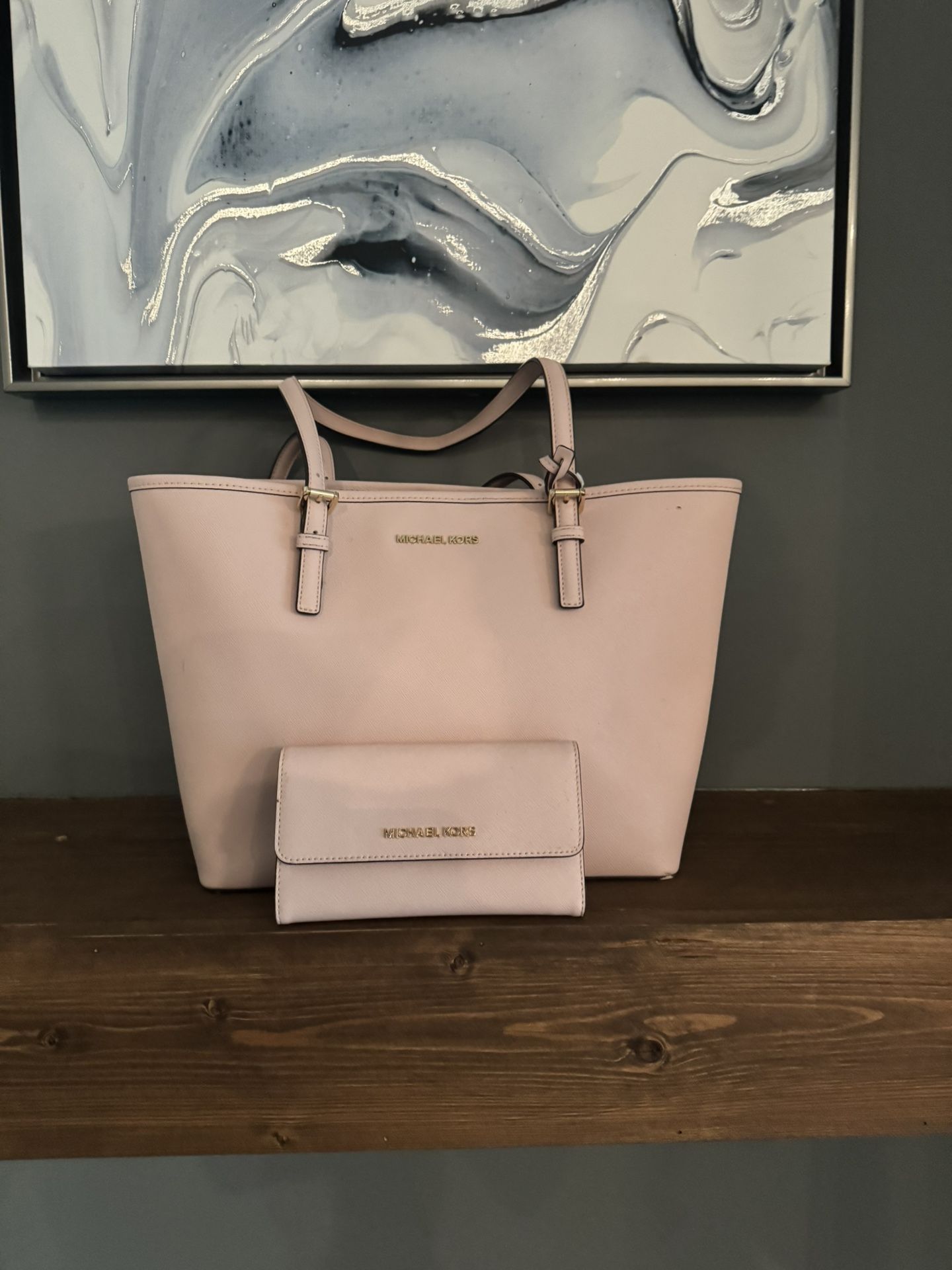 Micheal Kors Purse
