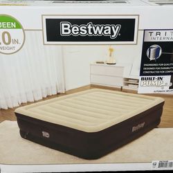 Brand new in box – Bestway Queen Size Airbed with built-in electric pump for fast & easy inflation/deflation.