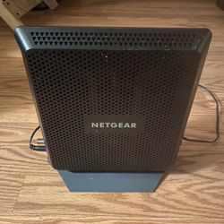 Netgear C7000v2 Router