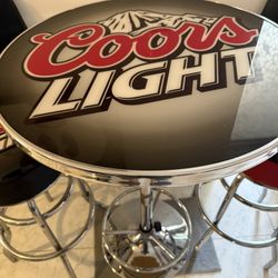 $400.00 Coors Light Beer Bar With  5 Stools