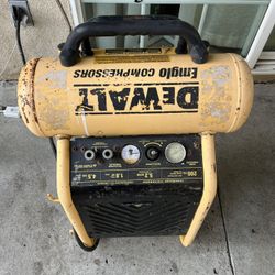 DeWalt Compressor 