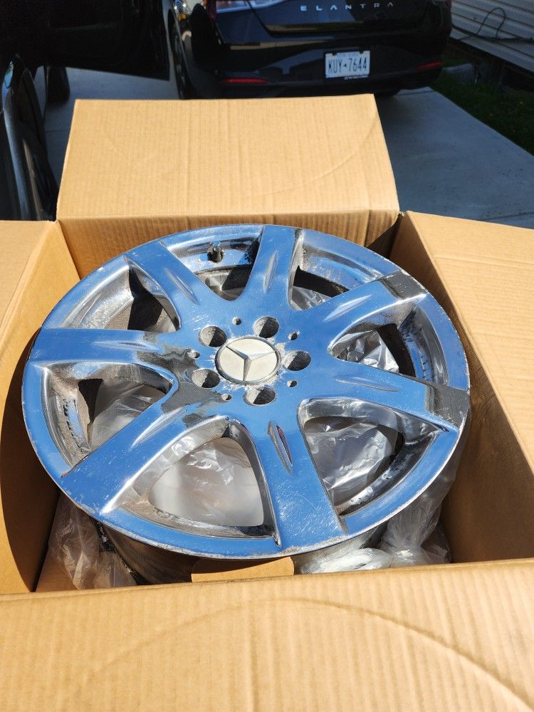 4 Rims, 5×112 LUG PATTERN, 7 Spoke  Chrome Rims