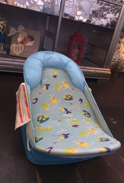 Baby bathing seat