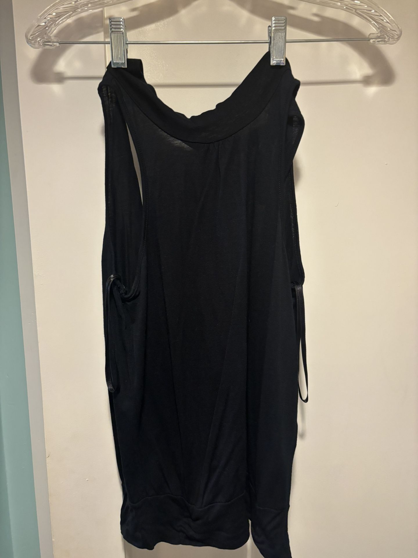 Vintage (2000) Black French Connection Blouson Mock Neck Halter Top with open back. Size S