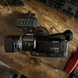Sony Handycam Minidv Hvr A1u 