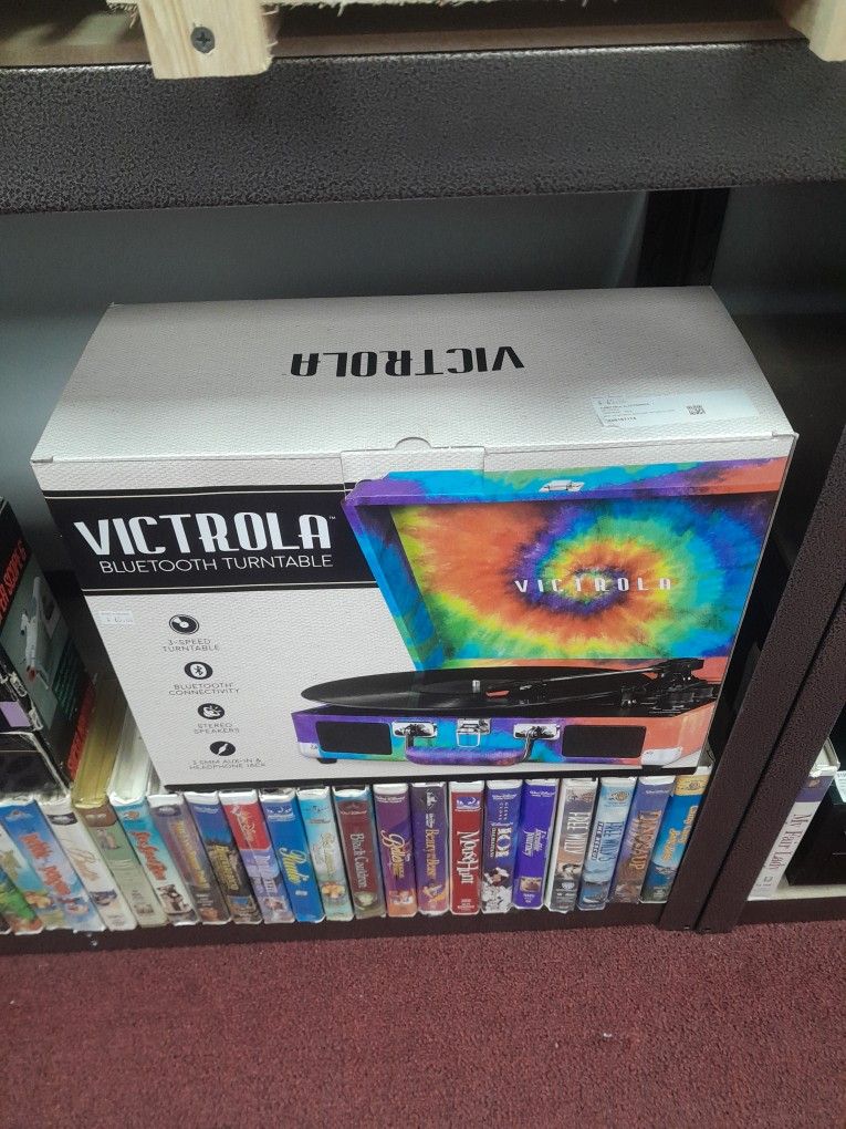 Portable Victrola Bluetooth Turntable Brand New