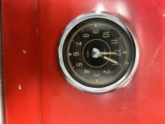 SL 190 Hand Clock With Oem Glove Box Door 