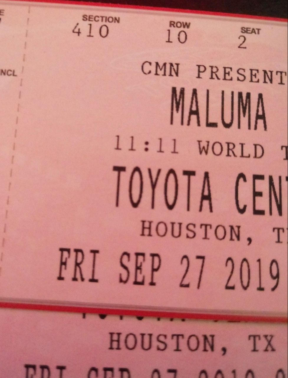 2 Maluma tickets