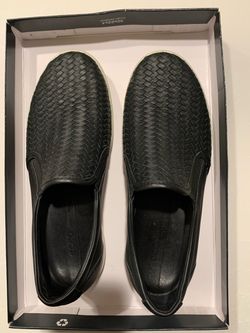 Ecco women slip on sneaker, size 8, black