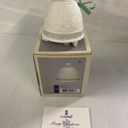 Vtg 1992 LLADRO Hand Made in Spain Christmas Annual Bell Porcelain Bisque 15913