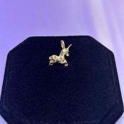 14K Unicorn Pendant 